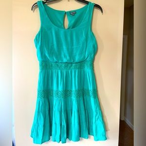 Lily Rose Green dress size M